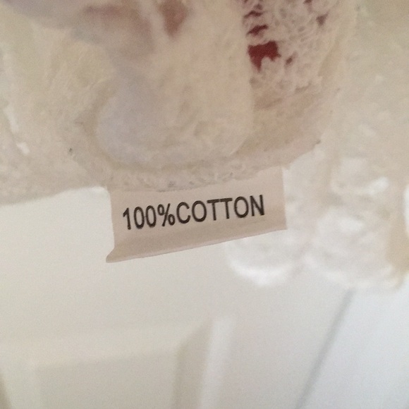 Lace Blouse - Picture 4 of 5